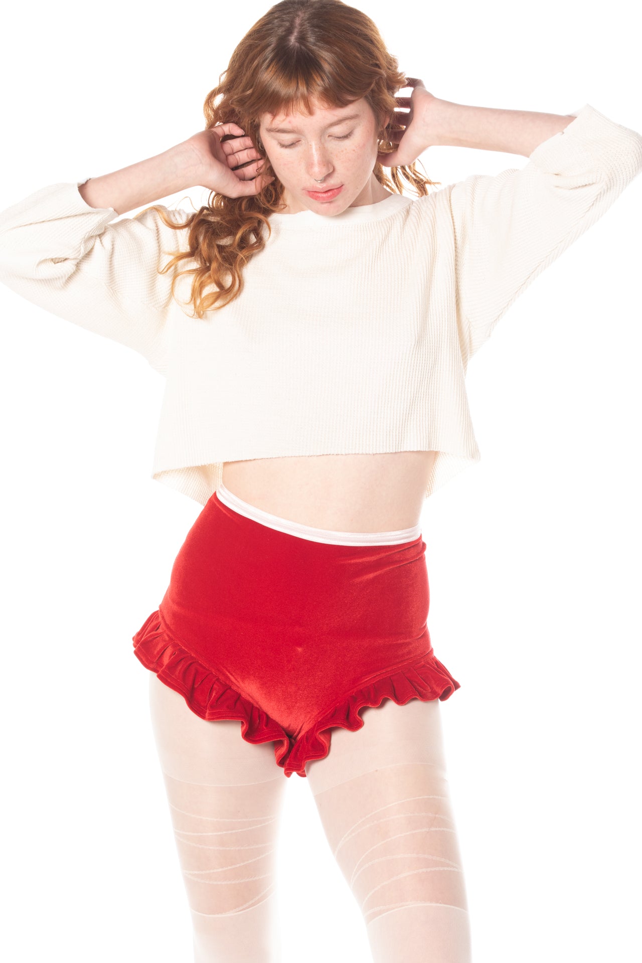 RTS KISS ME VELVET RUFFLE SHORTIES