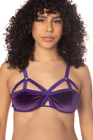 RTS NIGHT QUEEN VELVET V-STRAP BRALETTE