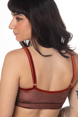 RTS LAYABOUT VELVET TRACK BRALETTE
